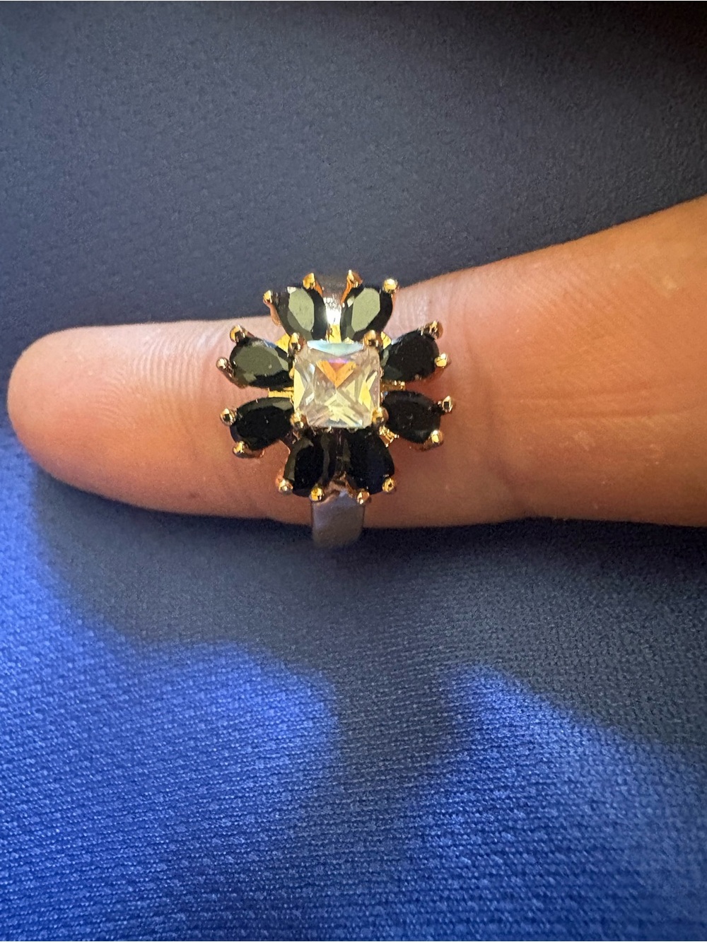 Vintage black onyx flower ring